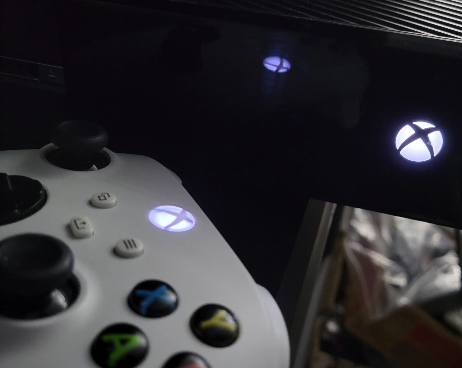 Xbox One Bundle with 15 Games Controller 500GB Model 1540 Tested