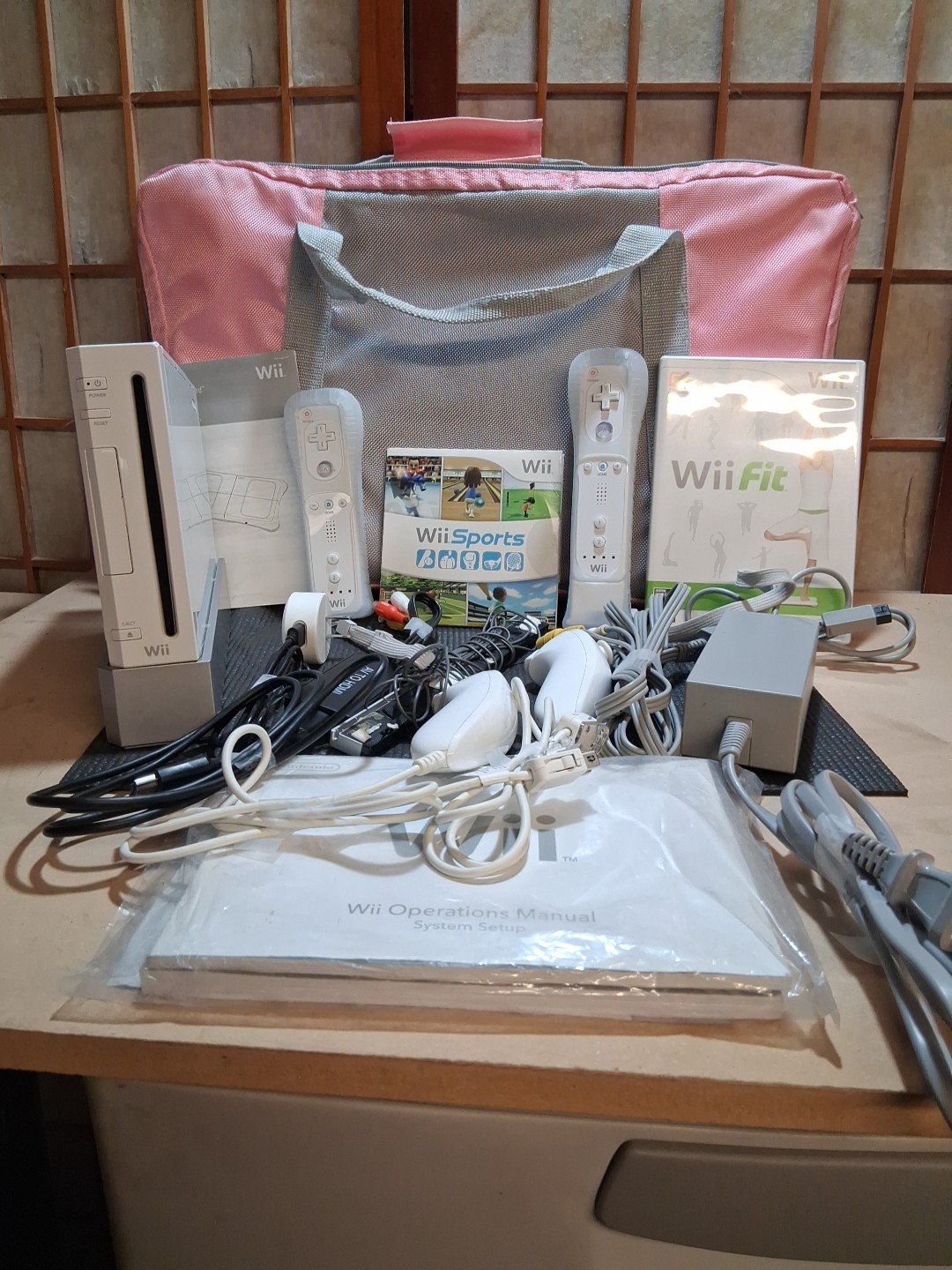 Nintendo Wii Console Bundle with Board + hdmi AV to HDMI . «Whole Package»