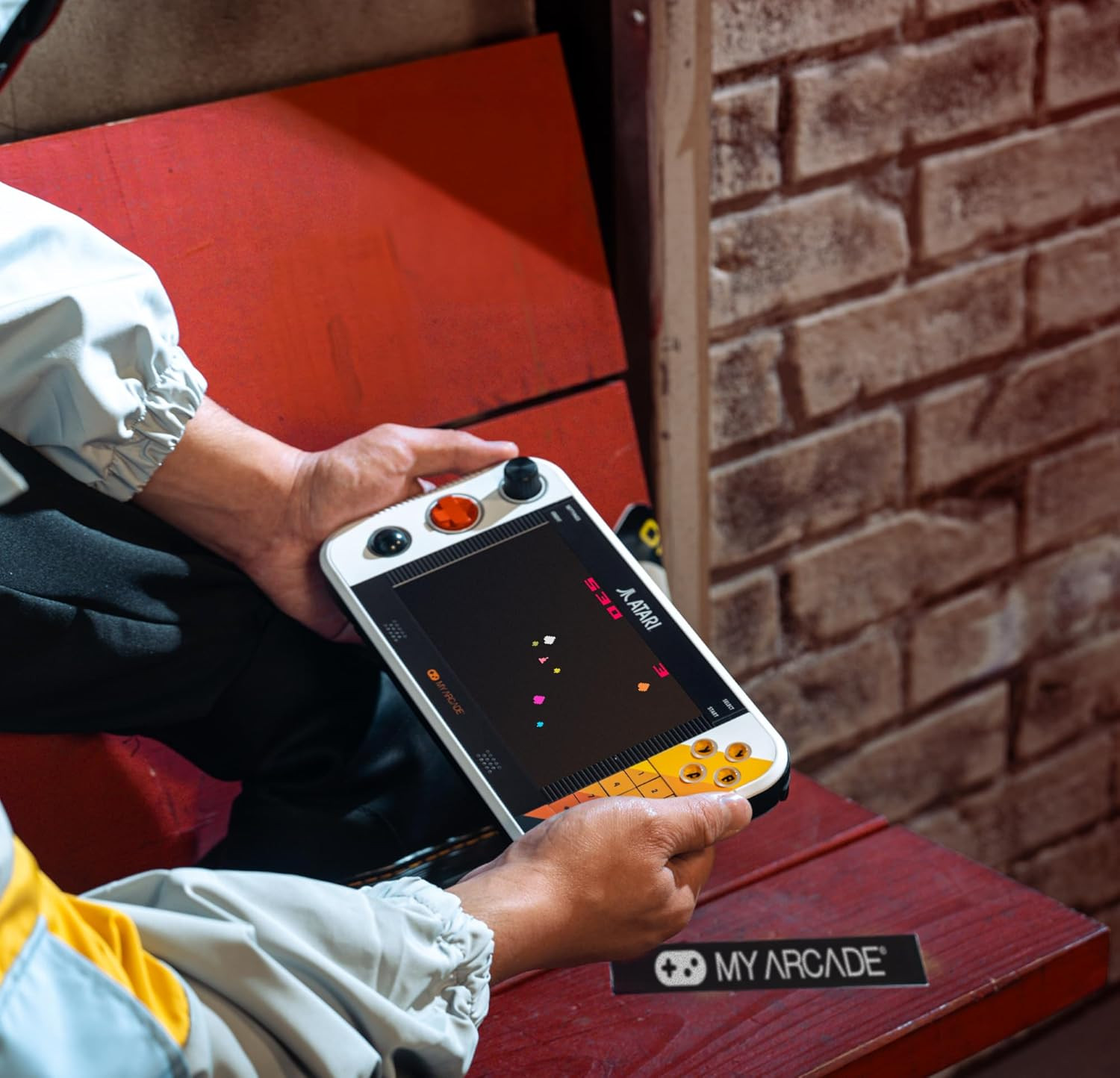 Atari Gamestation Go: Rechargeable Battery, over 200+ Preloaded Retro Video Game