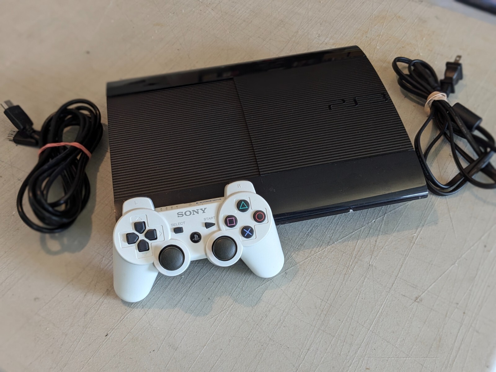 PlayStation 3 Super Slim PS3 250GB Bundle W/Cords Controller 1 YEAR WARRANTY!