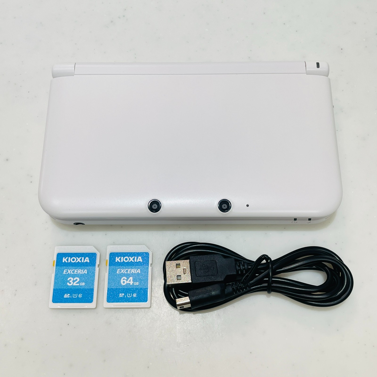 Nintendo 3DS LL XL White Region Free English Menu Multi-Region Cartridge SD Card