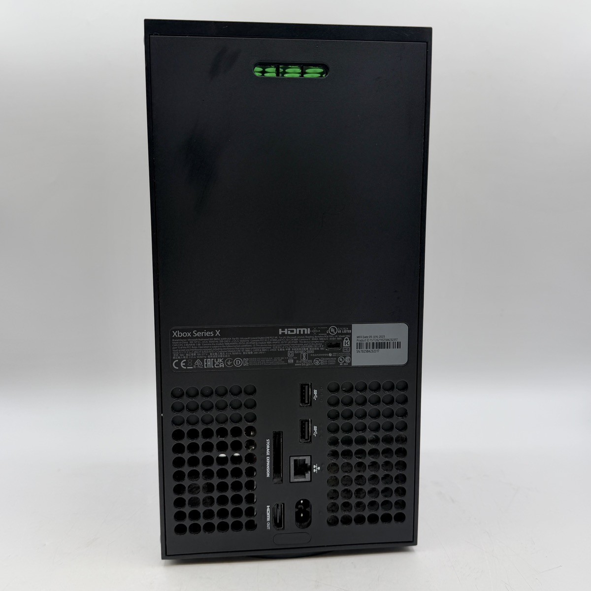 Microsoft Xbox Series X 1TB Console Gaming System 1882 (CP1022070)