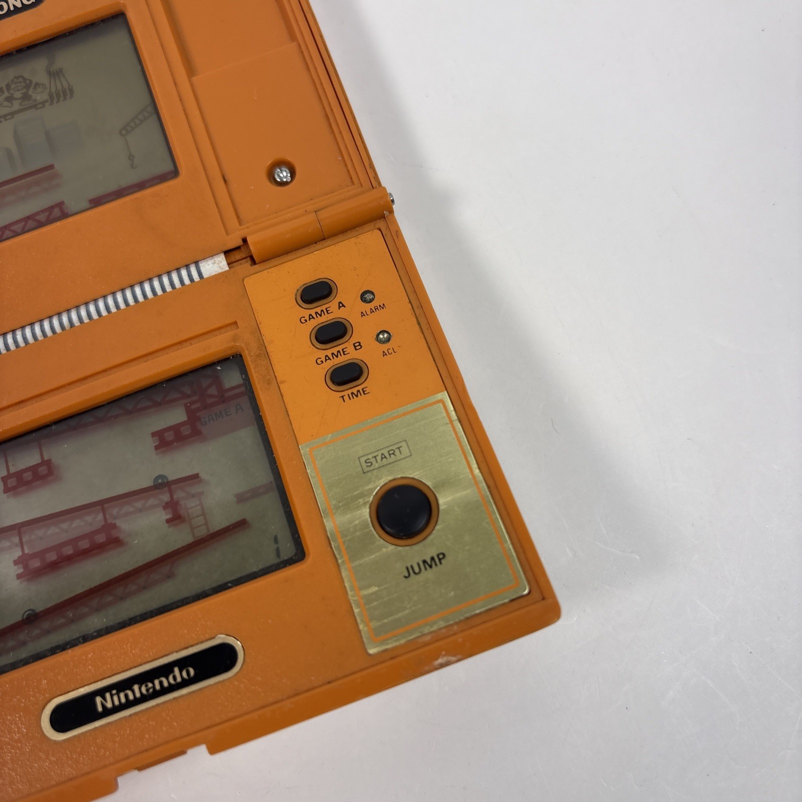 NINTENDO Donkey Kong Game and Watch in OK Condition (DK-52) 1982