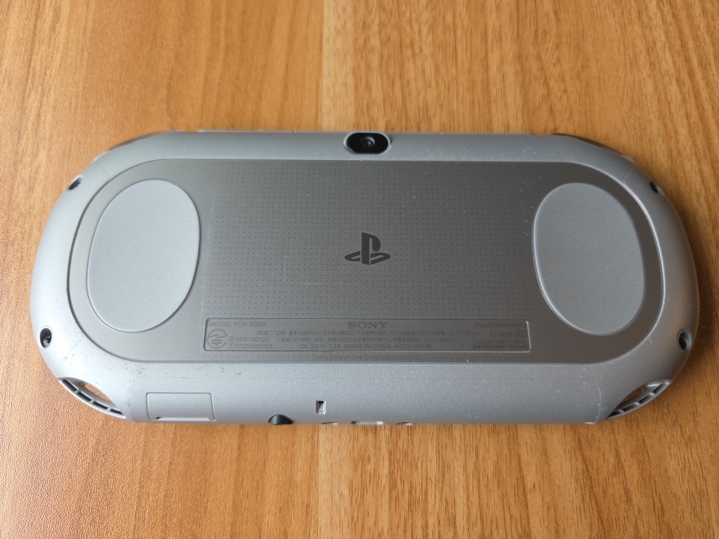 PS Vita PCH-2000 ZA25 Wi-Fi PlayStation VITA Silver Game Console Used Tested