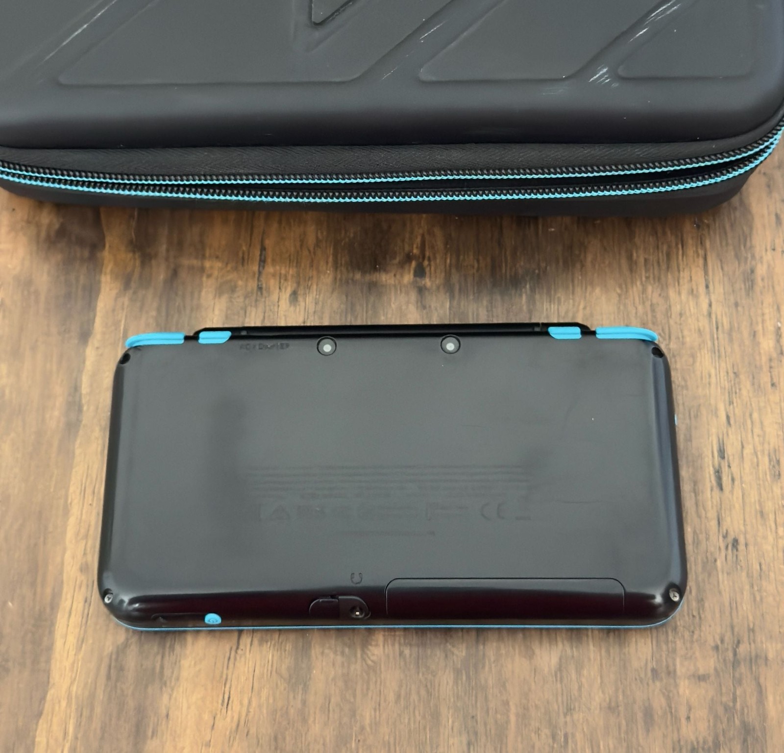Nintendo 2DS XL Black & Turquoise Console with Charger and Carrying Case
