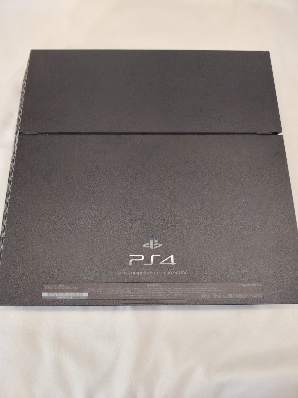 Sony Playstation 4 CUH-1215A Console W/Controller. Tested