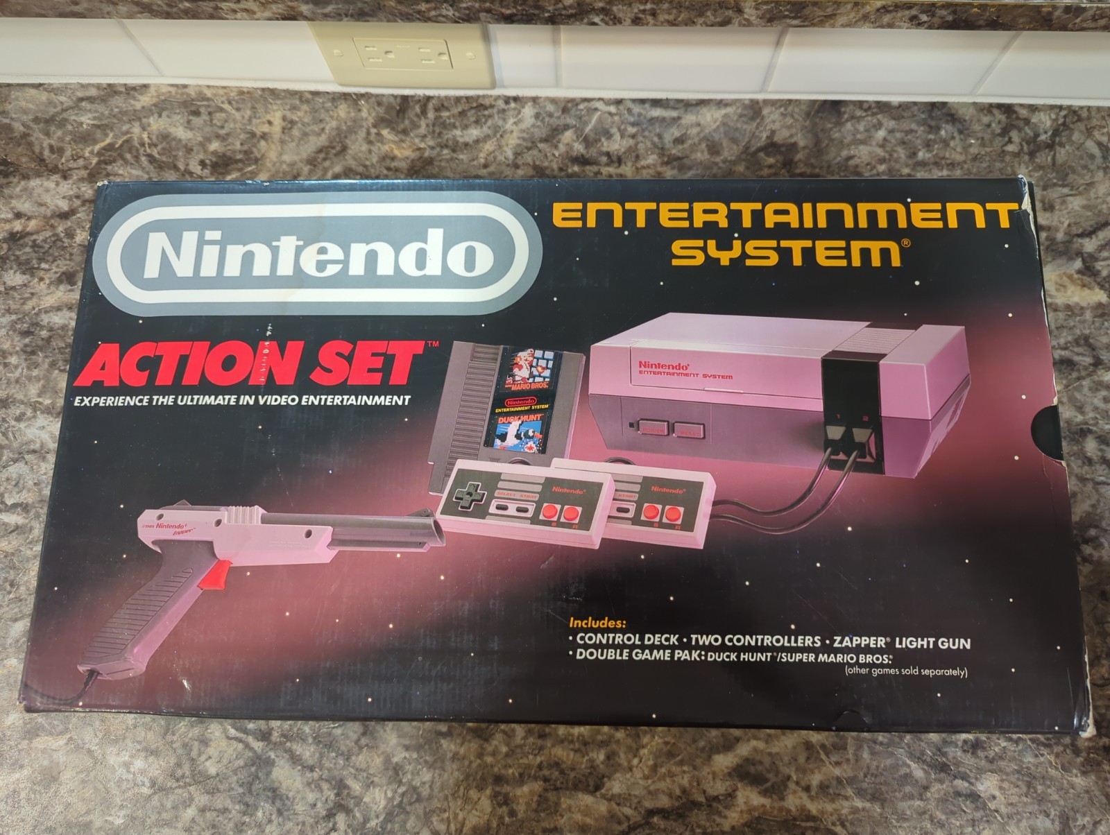 VERY CLEAN Nintendo NES Action Set Console – Complete In Box – Tested