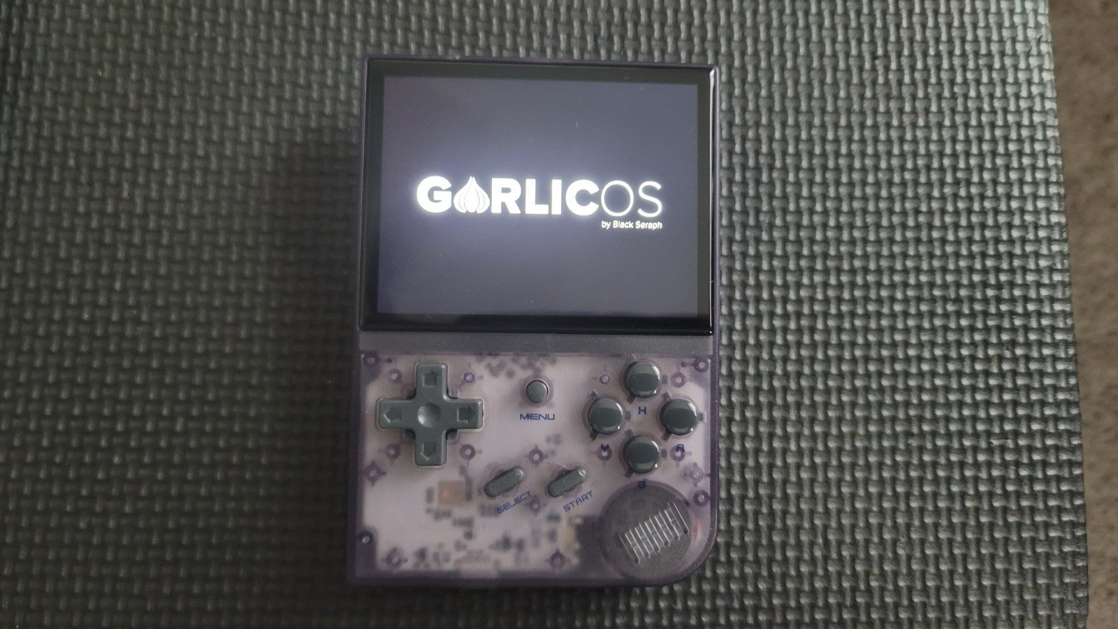 ANBERNIC RG35XX (TRANSPARENT PURPLE) GARLIC OS (16GB GAME CARD) EXTRAS (GXRG)