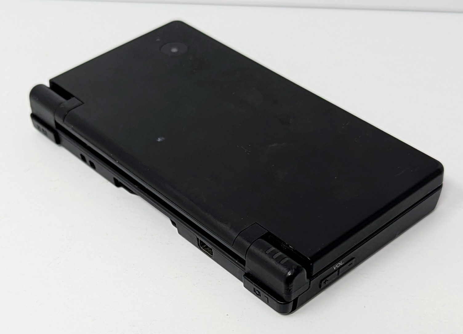 Nintendo Black DSi Handheld System Bundle w/ Charger & 4 Games – FFIII – Tested!