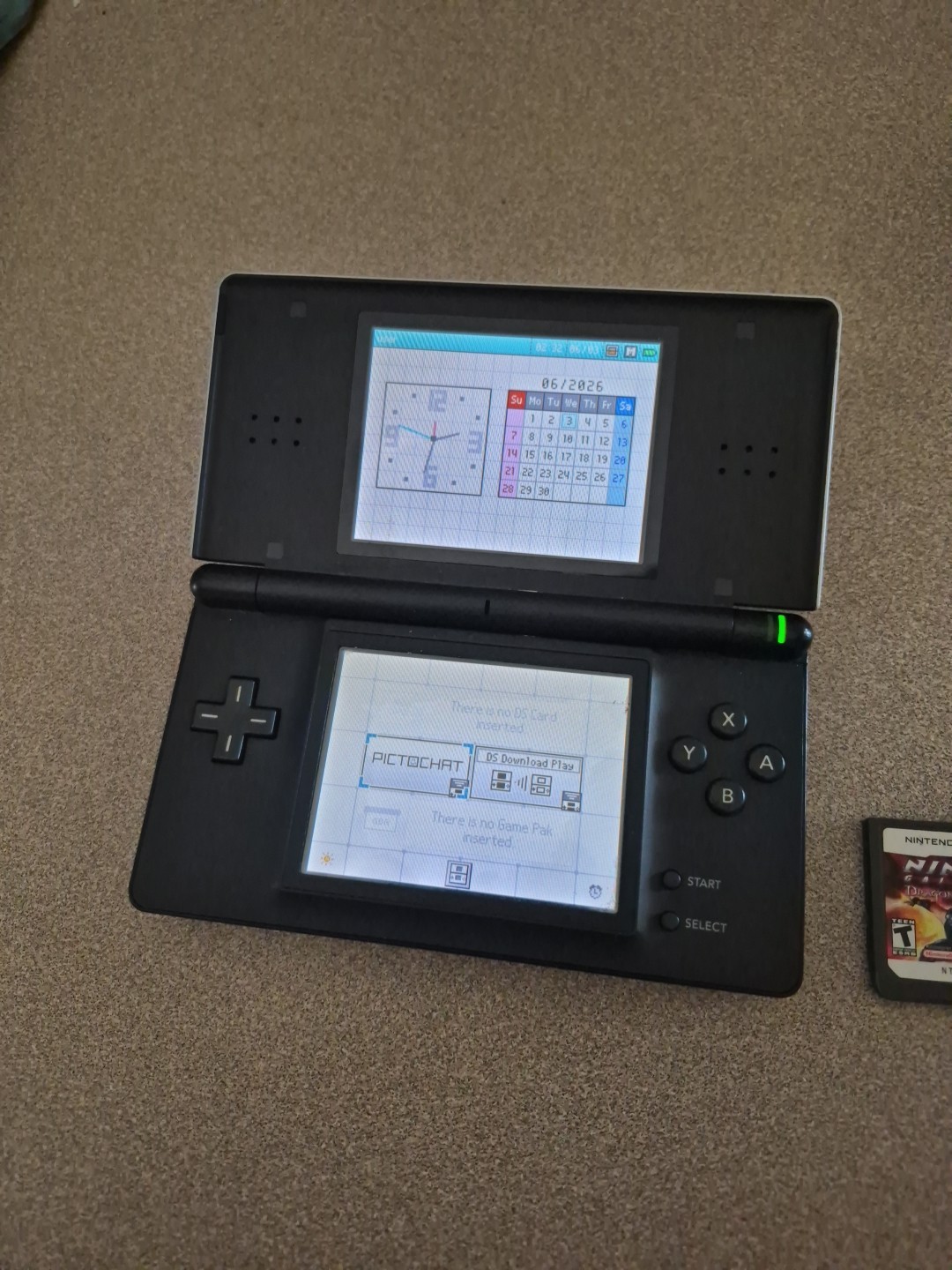 Nintendo DS Lite Guitar Hero: On Tour Special Edition 4MB Black & Silver…