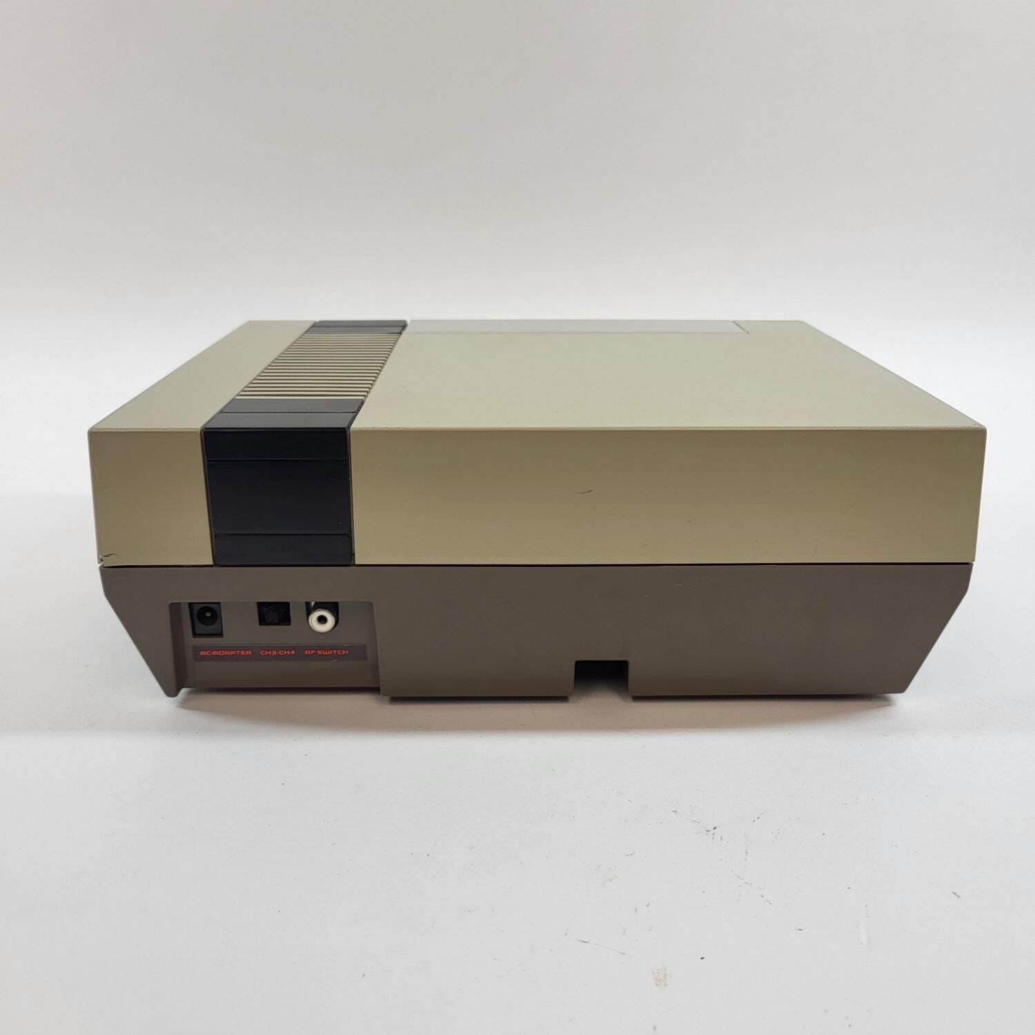 Nintendo Entertainment System Console Gaming System Only NES-001 Gray NO POWER