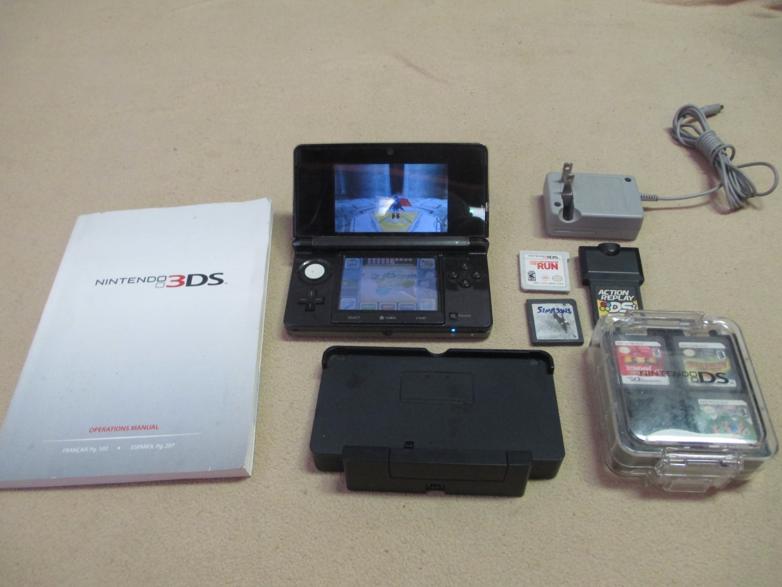 Nintendo 3DS console and 15 games