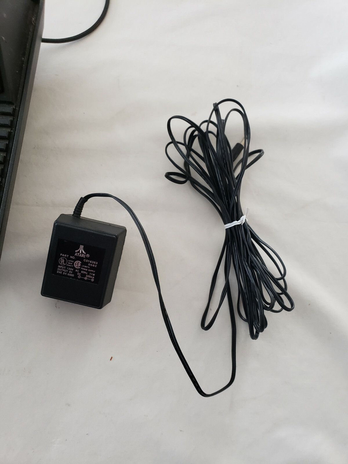 Atari 2600 Video Game Console VCS-CX2600A System Box, controller, Power Supply