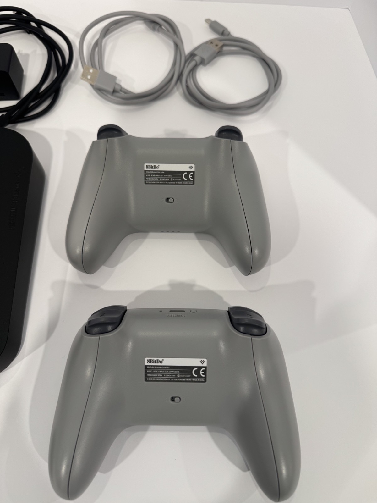 Analogue 3D Black N64 FPGA Console With 2 8Bitdo 64 Bluetooth Controllers