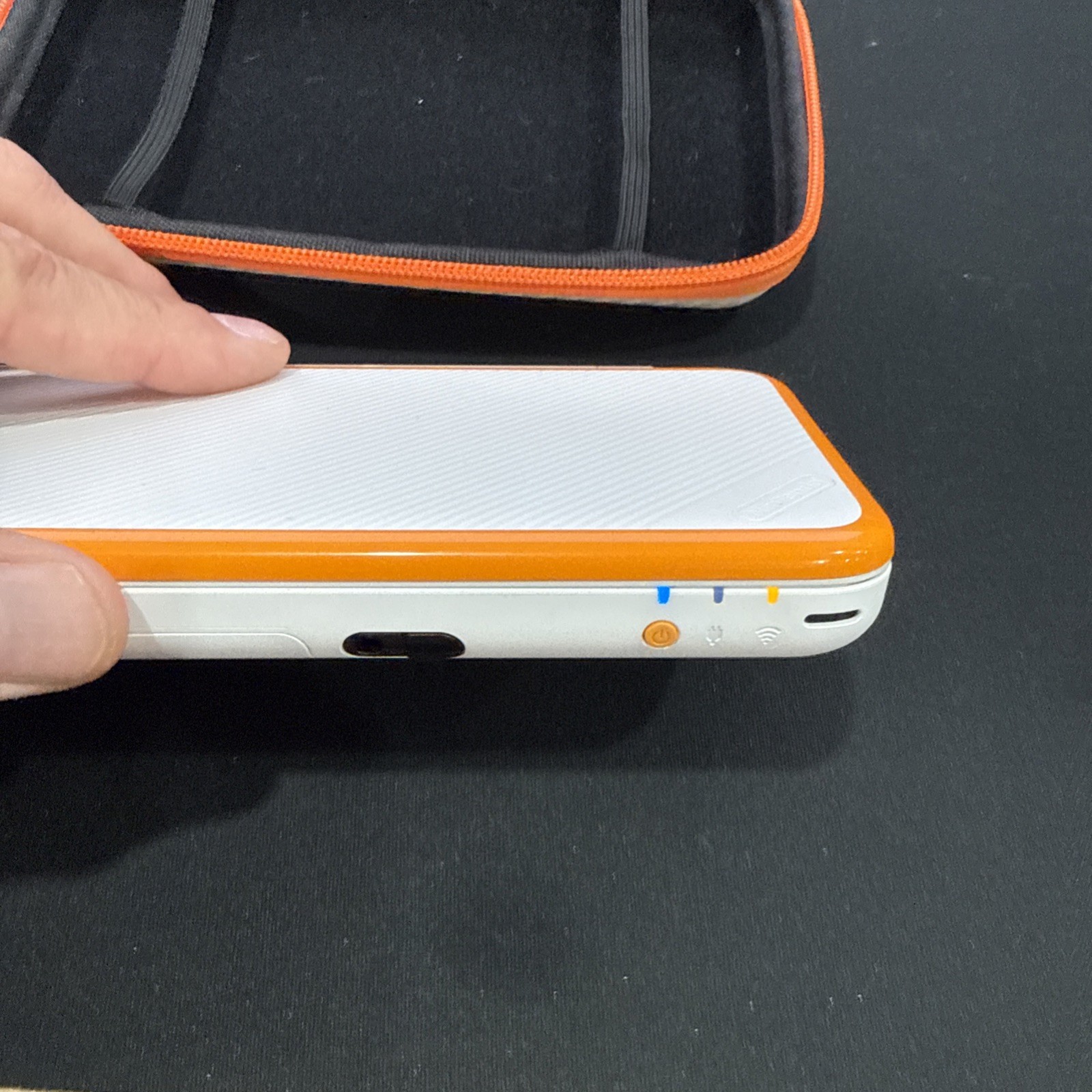 Nintendo 2DS XL Console – White/Orange With Case And Extra Stylist Tested