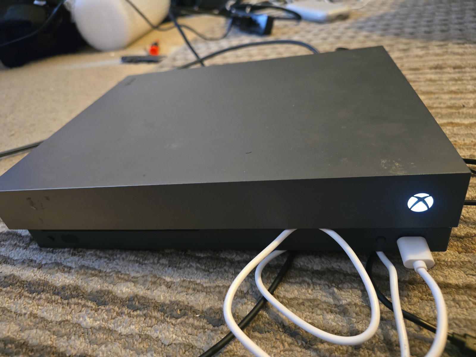 Xbox One X 1tb 1787 Read Description