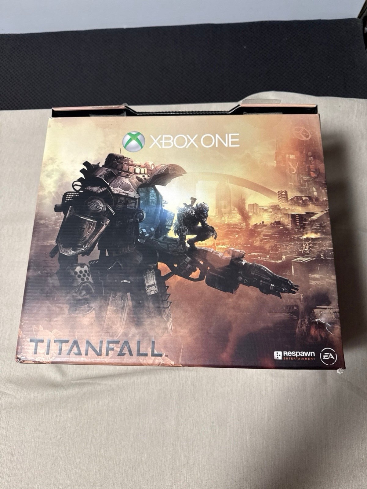 Xbox One 500 GB Titanfall Bundle Black Console (game not included)