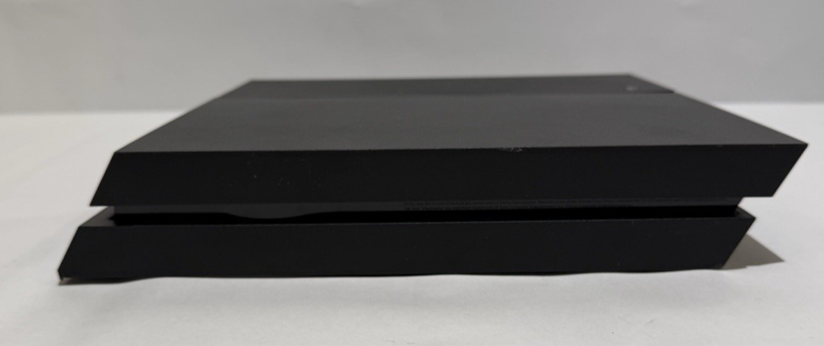 Sony PlayStation 4 PS4 Original Console CUH-1215A Black 500GB w/ Cords