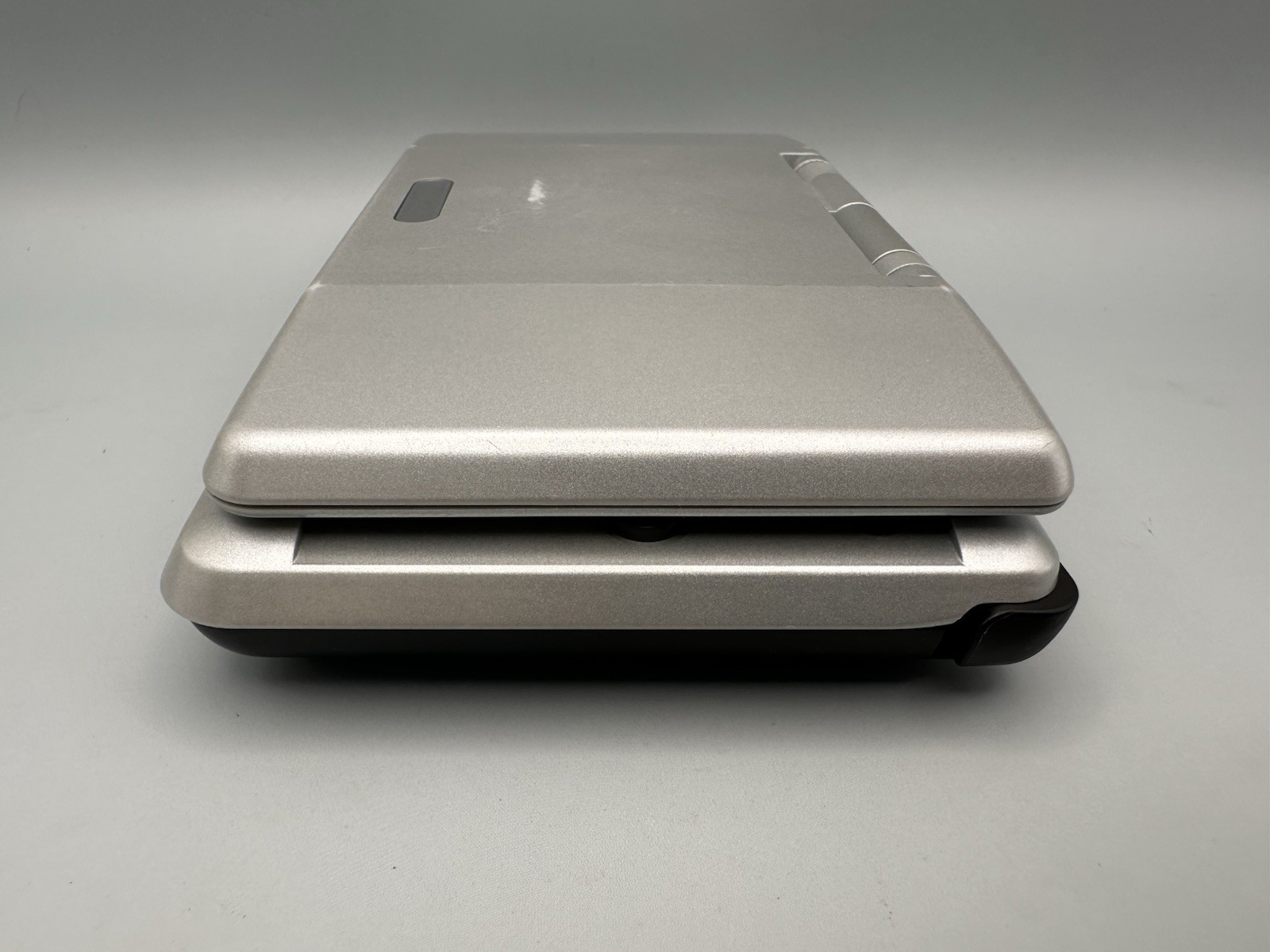 Nintendo DS Original Console NTR-001 Titanium Silver w/ charger – Working (READ)