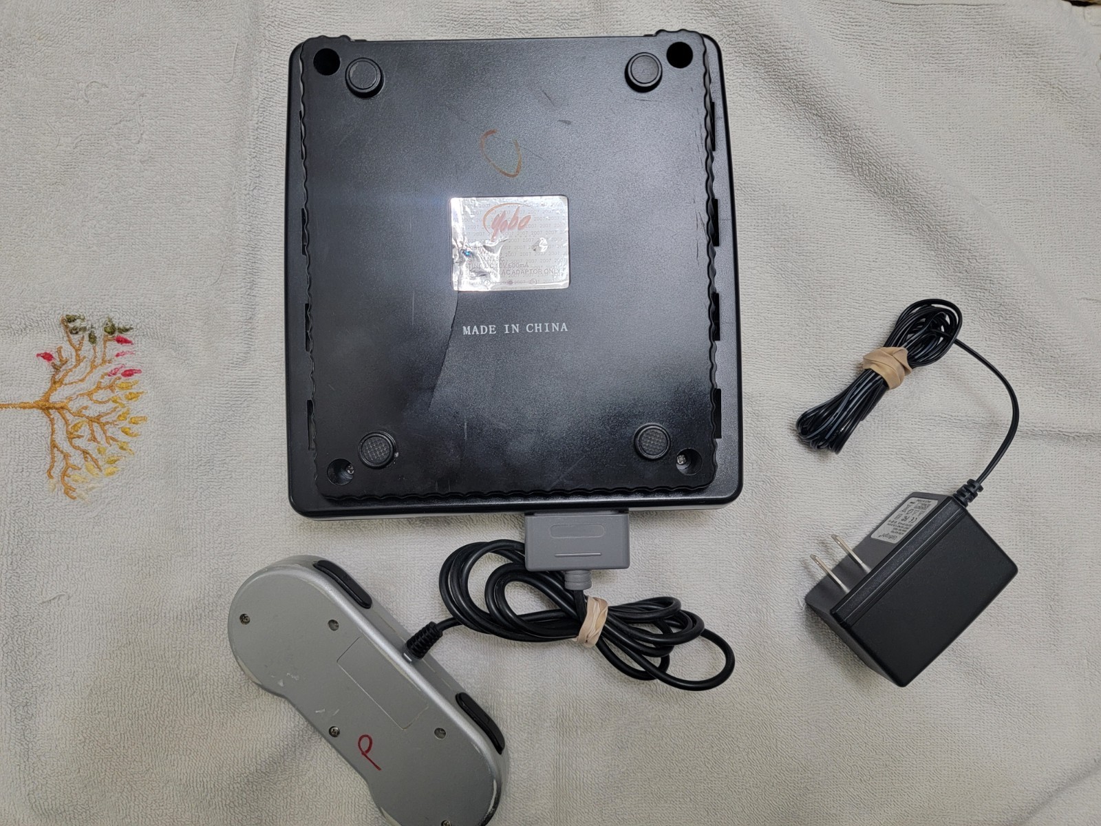 YOBO Games FC Twin NES & SNES Game Console w/ PSU/Controller – TESTED