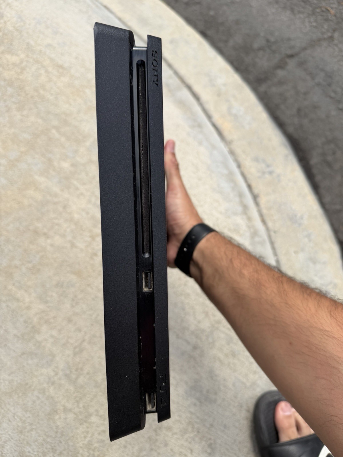 Sony PlayStation 4 PS4 Slim 1TB Console Only TESTED! Working! CUH-2215B