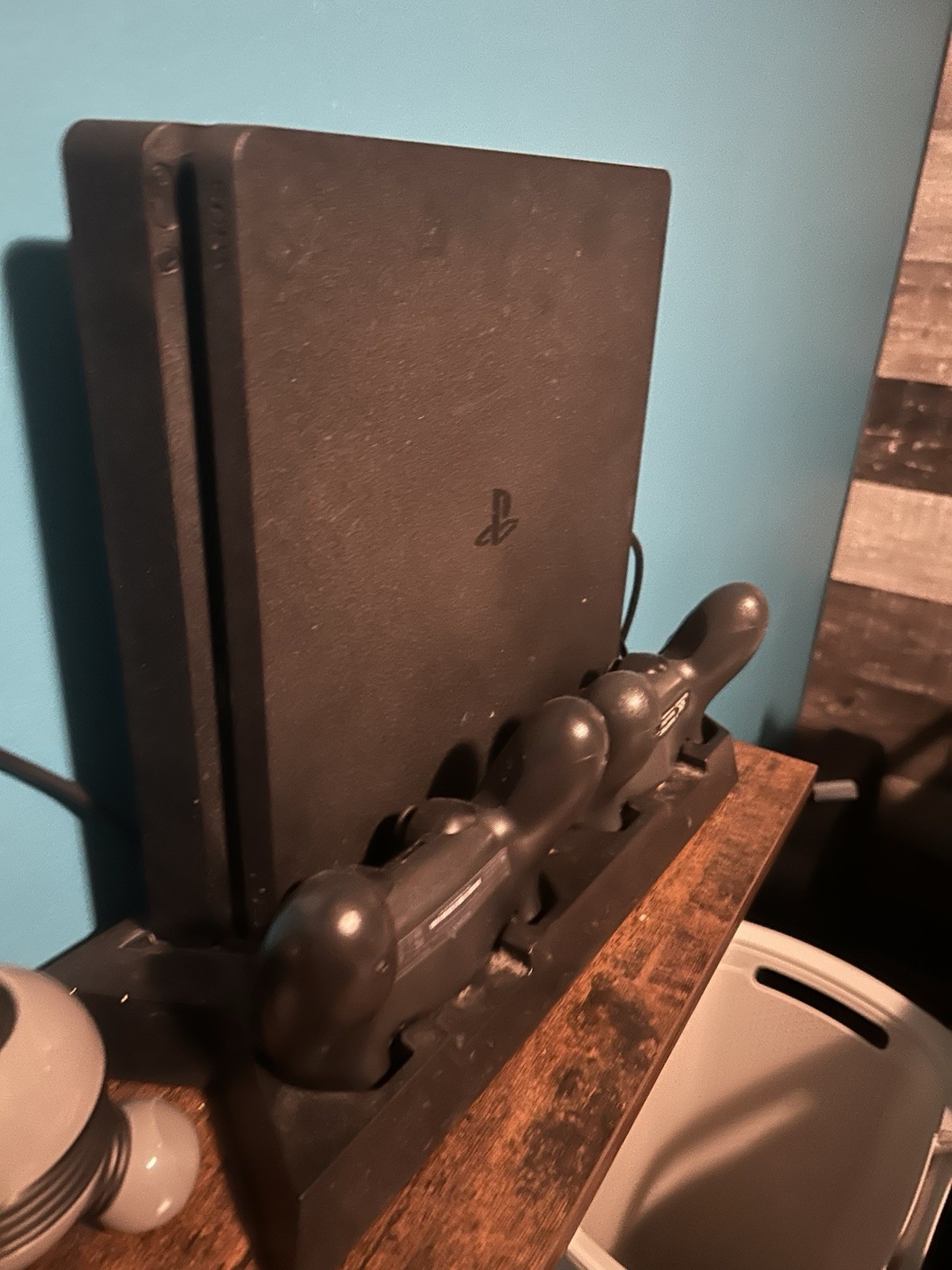 Sony PlayStation 2 Console – Black – 2 Controllers And Charging Dock