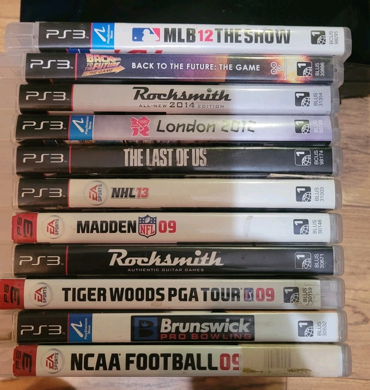Sony PlayStation 3 – 160 GB Console With 11 Games & Controller