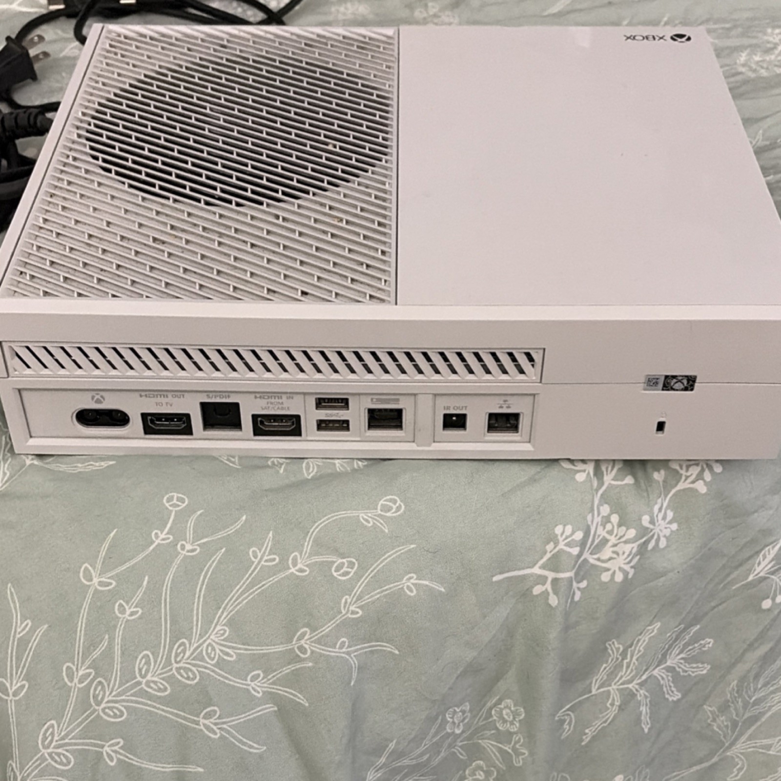 Microsoft Xbox One White Console with Power Supply, Wi-Fi, HDMI, USB-A