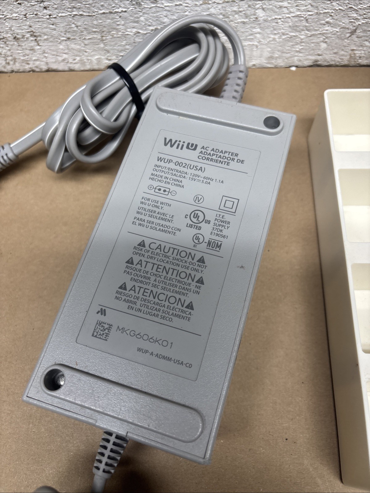 Nintendo Wii RVL-001 White – Console Only Tested Works Charger, Manuals