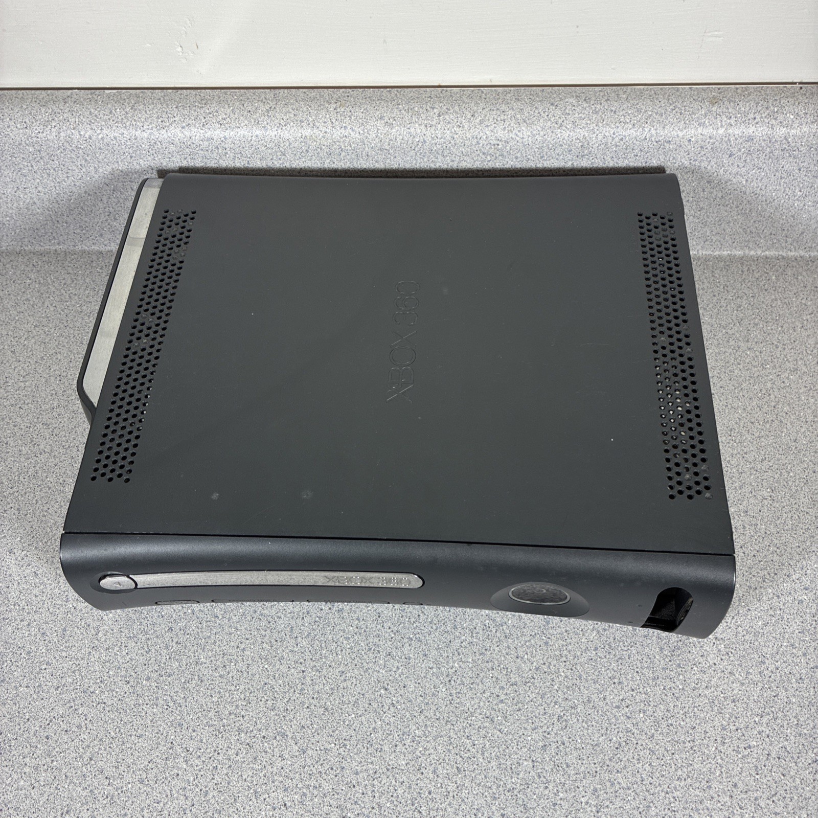 Microsoft Xbox 360 Elite Console Black 2009 Works Disc Tray Sticks Vtg Retro