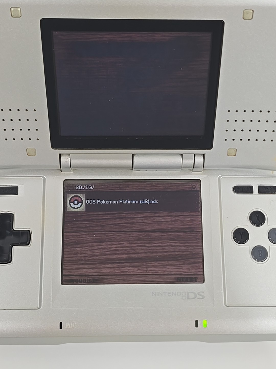Nintendo DS «Fat» Silver Console w/ Stylus, Charger + Pokemon Platinum & Games