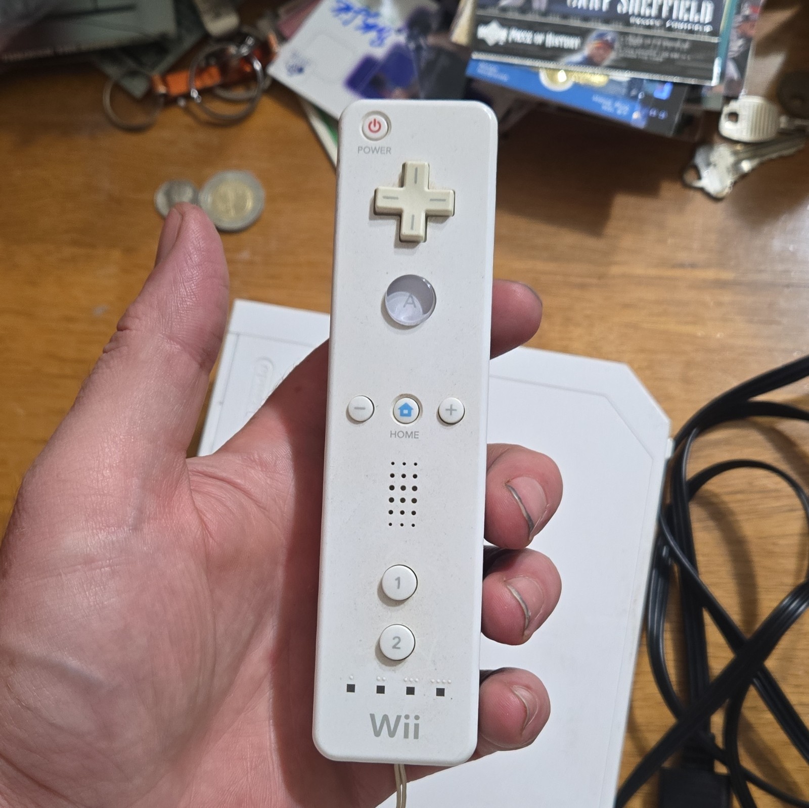 Nintendo Wii RVL-001 White NTSC 512MB 480p Wi-Fi w/ Remote & AV RCA Cable