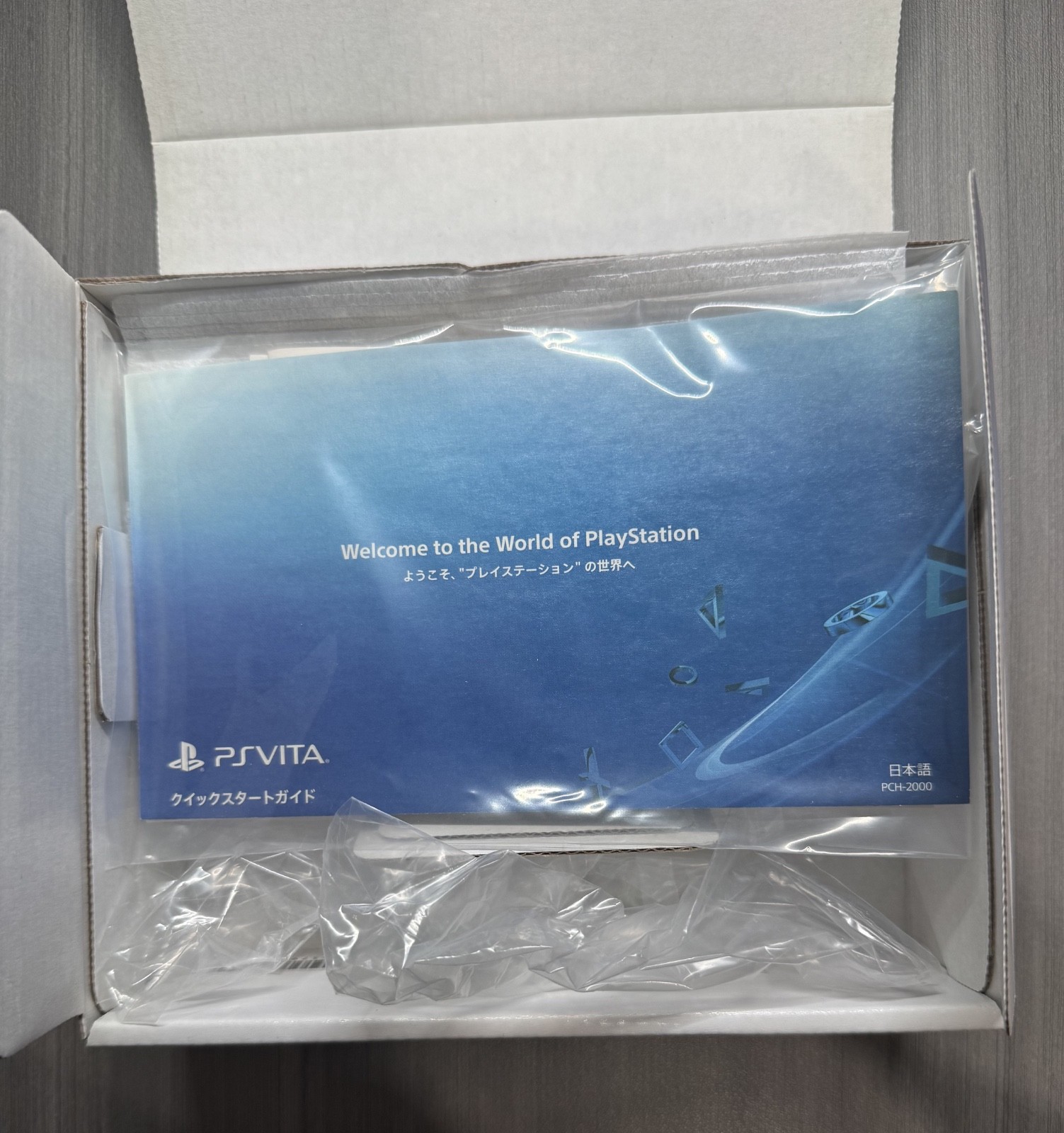 Sony PS Vita Slim 2000 Glacier White Japan 256GB w/ 100+ Games Excellent Conditi