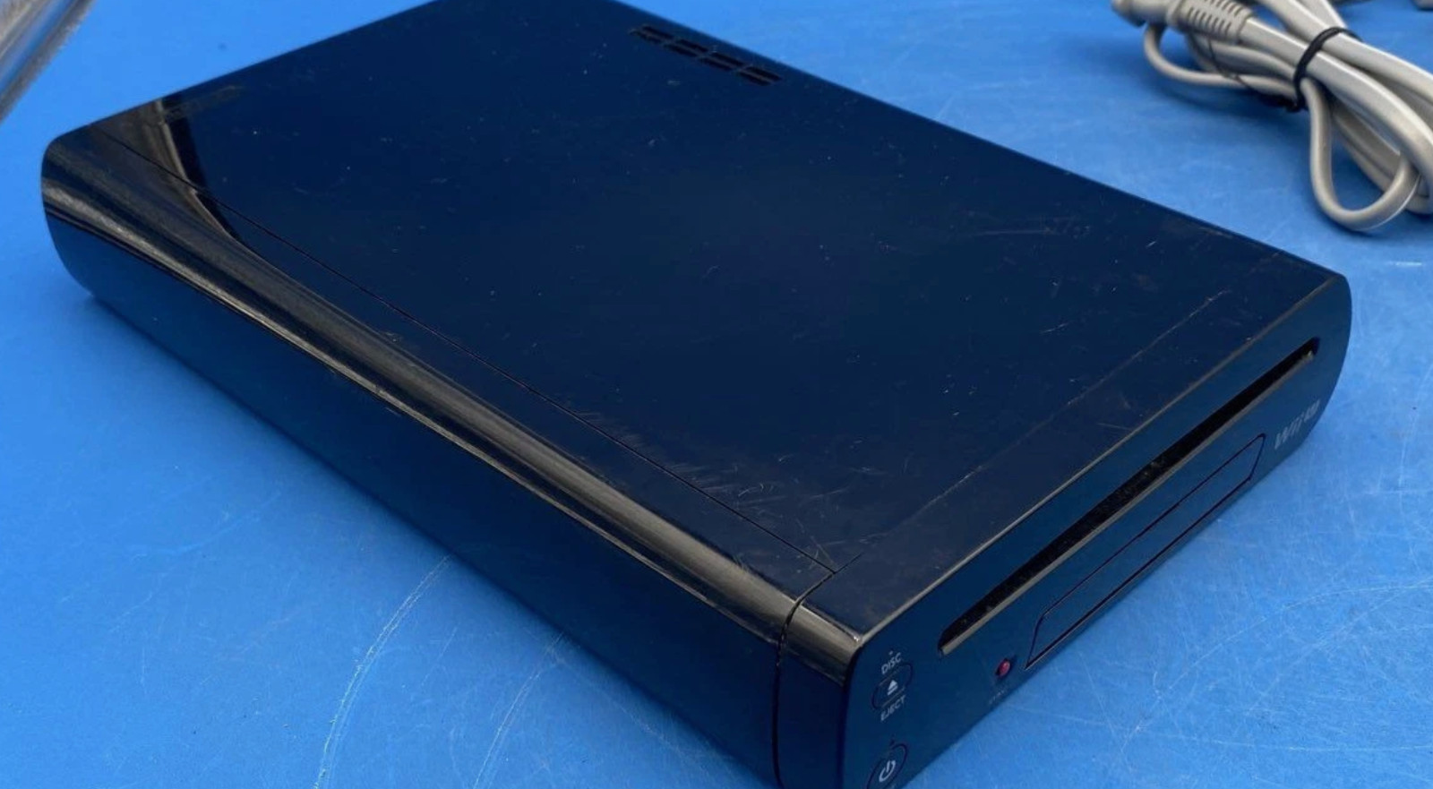 Nintendo Wii U 32GB Model WUP-101(02) Video Game Console Bundle – Tested & Reset