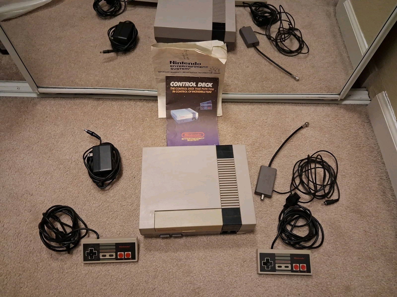 1988 Nintendo NES Action Set Home Console – White/Gray