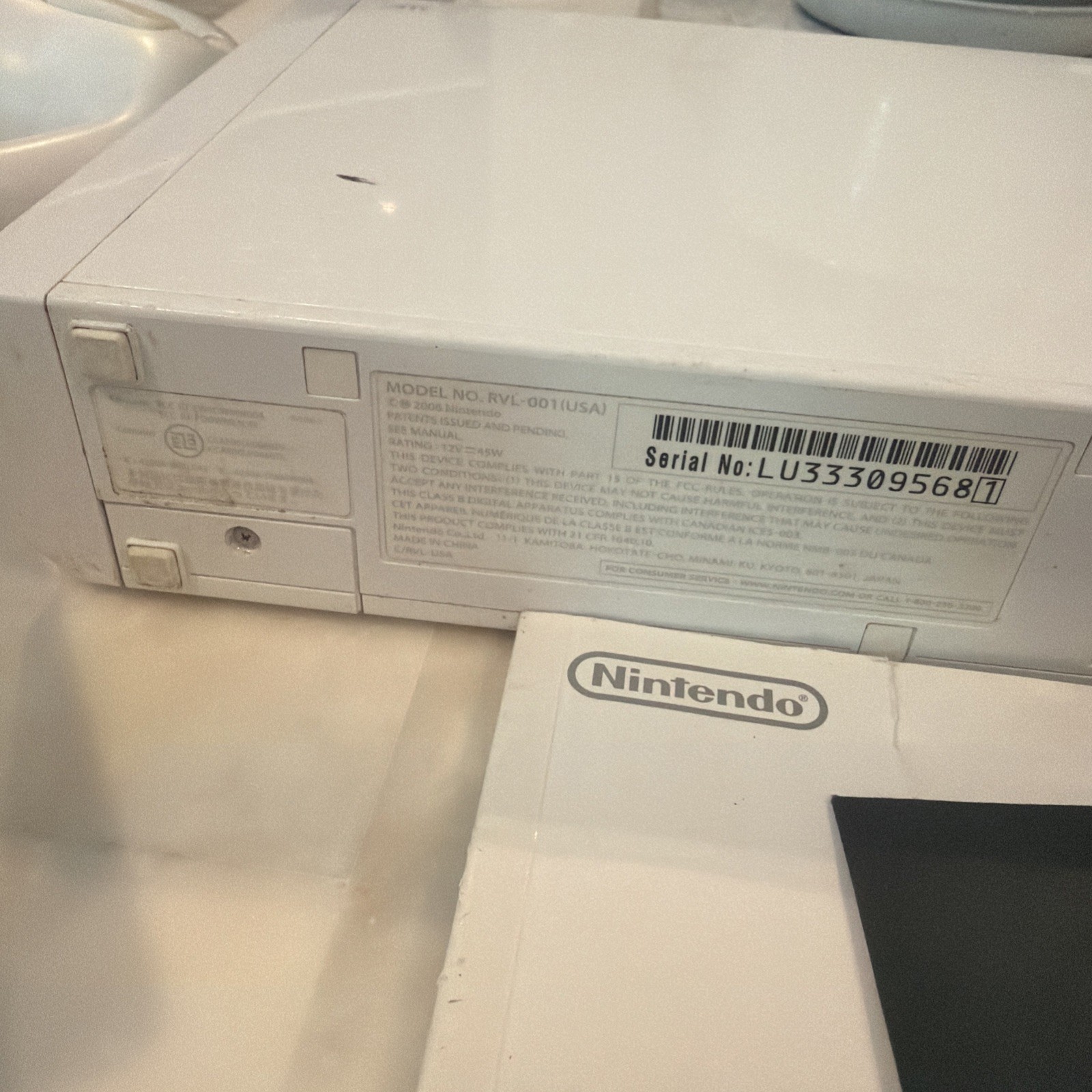 Nintendo Wii Console White RVL-001 Super Smash Bros Brawl Bundle 6 Video Games