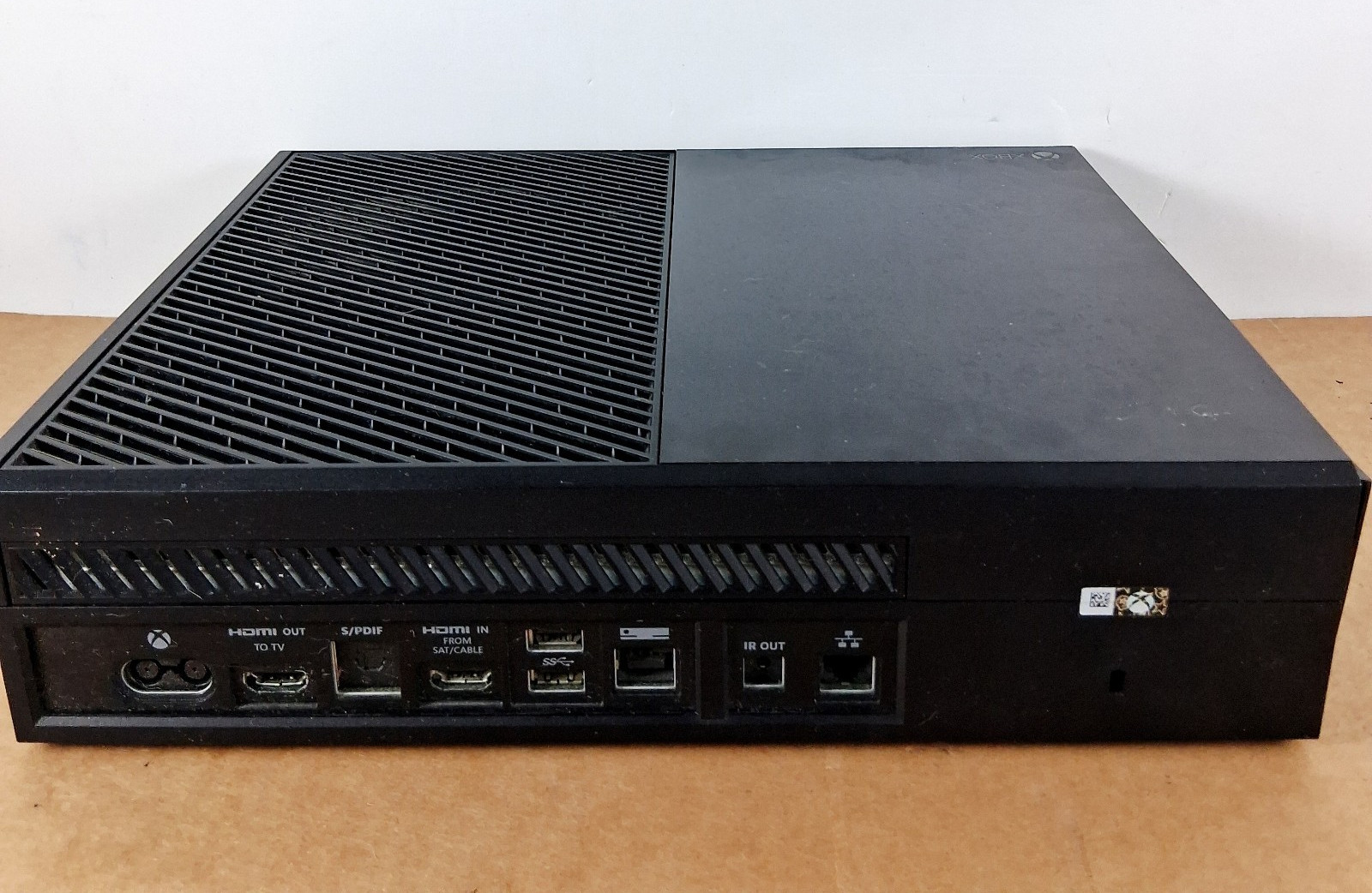 Microsoft Xbox One S 1681 Console & Microsoft Xbox One 1540 For parts or not wor