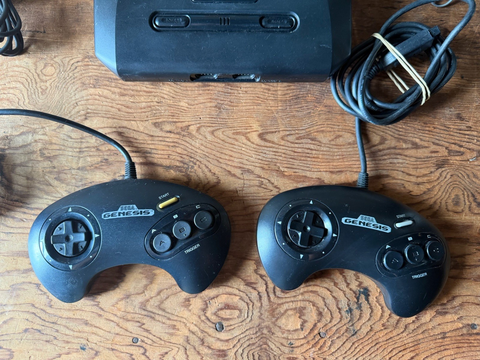 Sega Genesis Model 2 With 2 Controllers Rf Adapter And Sonic 2