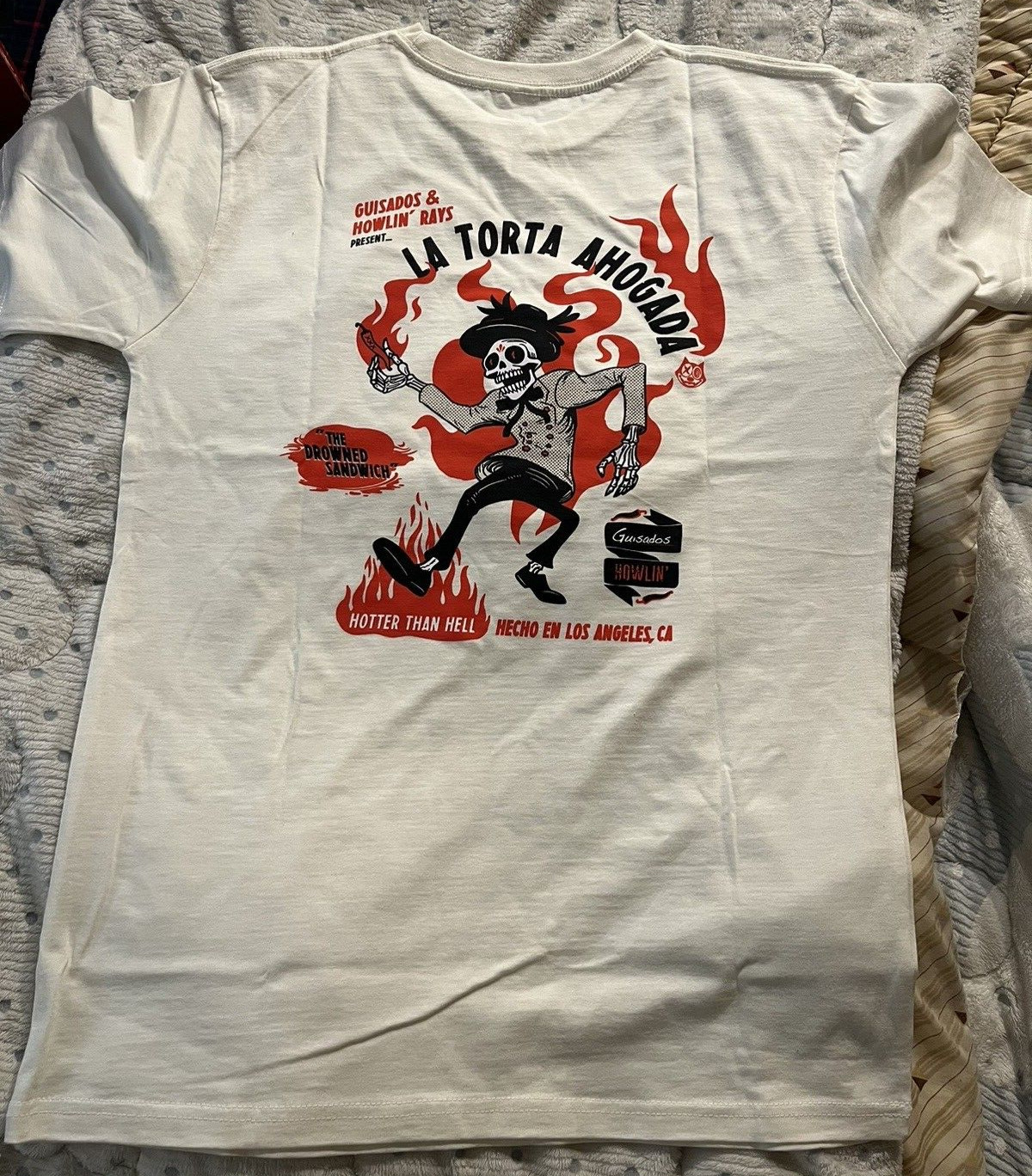 NEW Howlin’ Rays X Guisados La Torta Ahogada T-Shirt Size Medium Men’s M Chicken