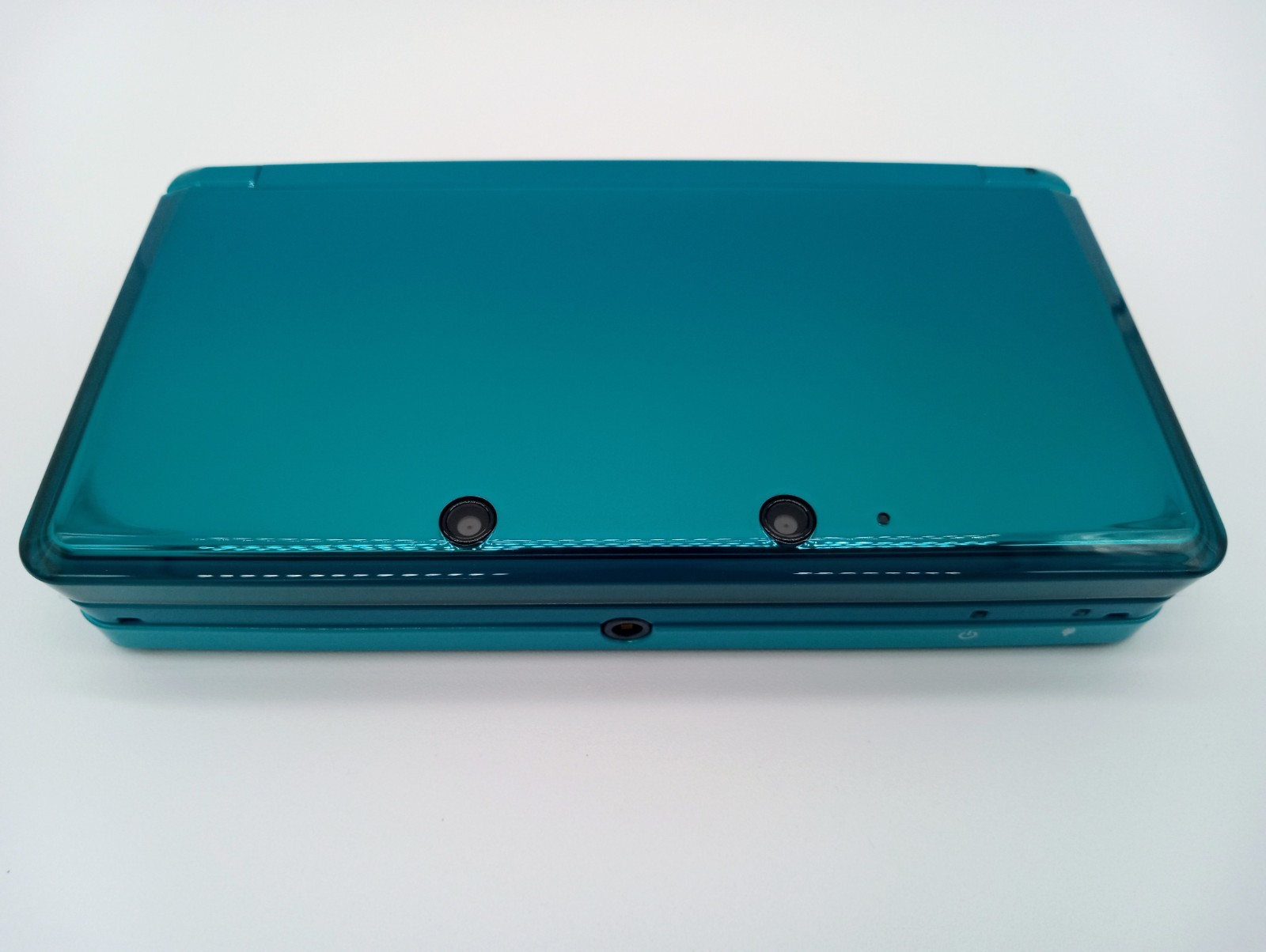 Nintendo 3DS Aqua Blue Handheld System with Box Charger – Excellent Condition