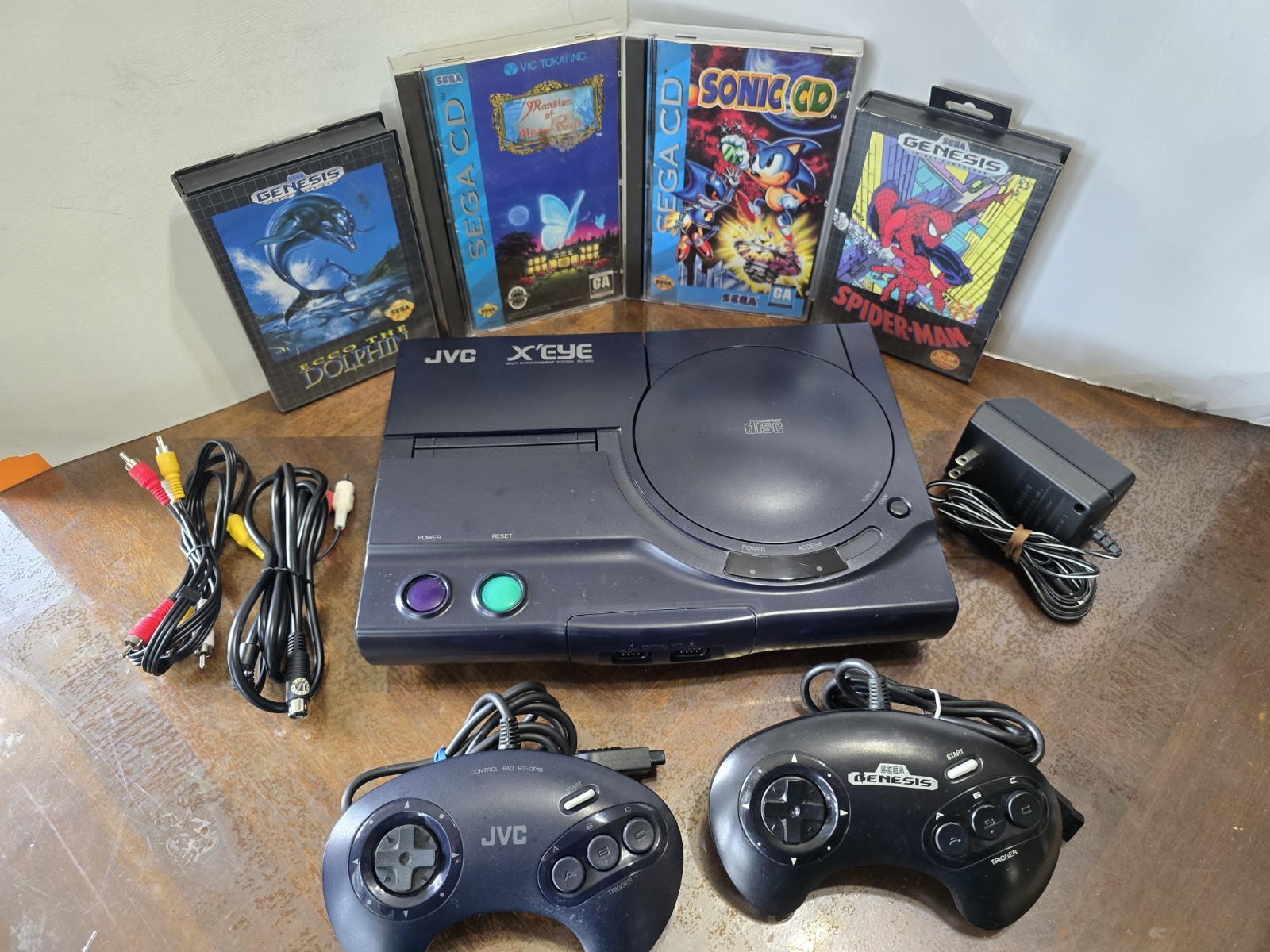 JVC X’EYE Sega Genesis Sega CD with JVC & Genesis Controllers & 4 games Sonic CD