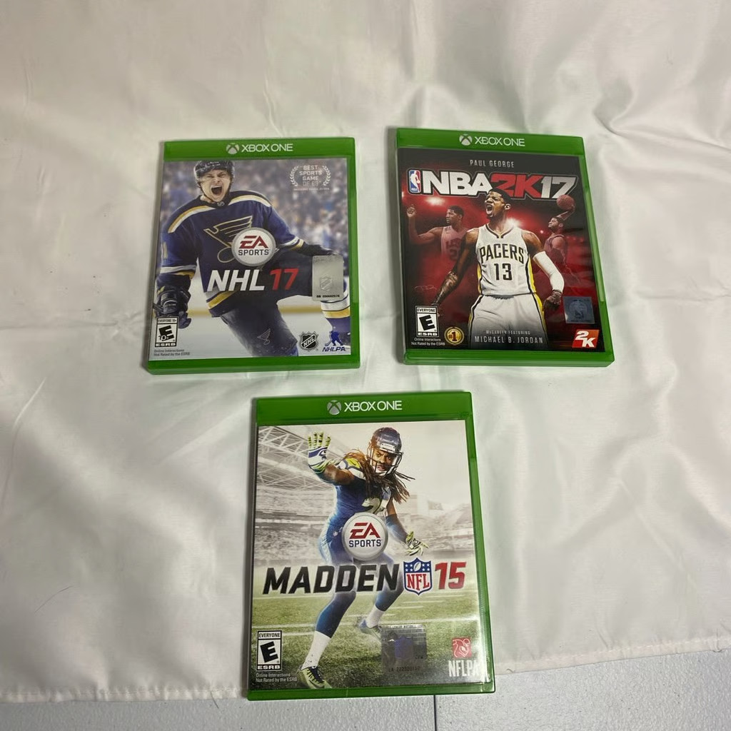 Xbox One S White Bundle 750 GB – 2 Controllers 3 Games