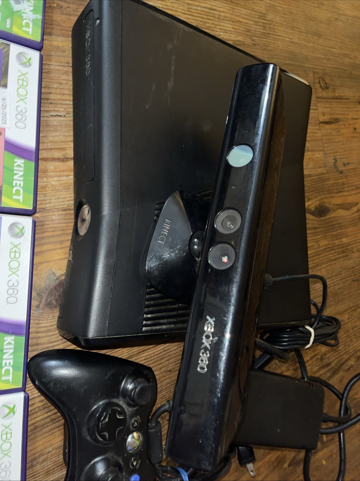 Microsoft Xbox 360 S Slim Kinect Bundle Controller Cords Kinect Games Lot