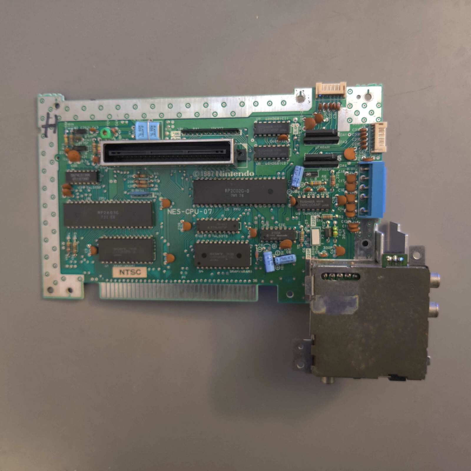 Nintendo NES Repair and Recap (Includes caps and parts)