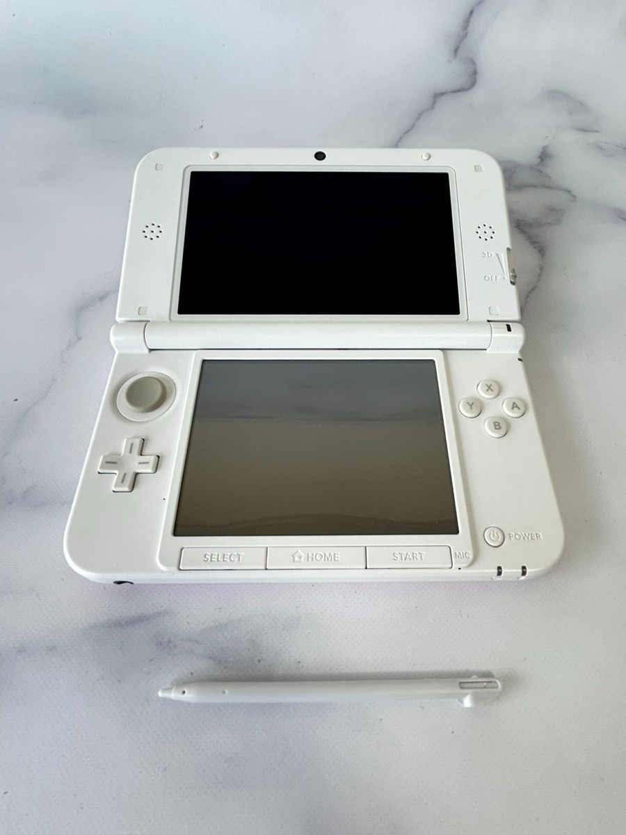 Nintendo 3DS XL LL Select Color Console region free / Charger SD card from US