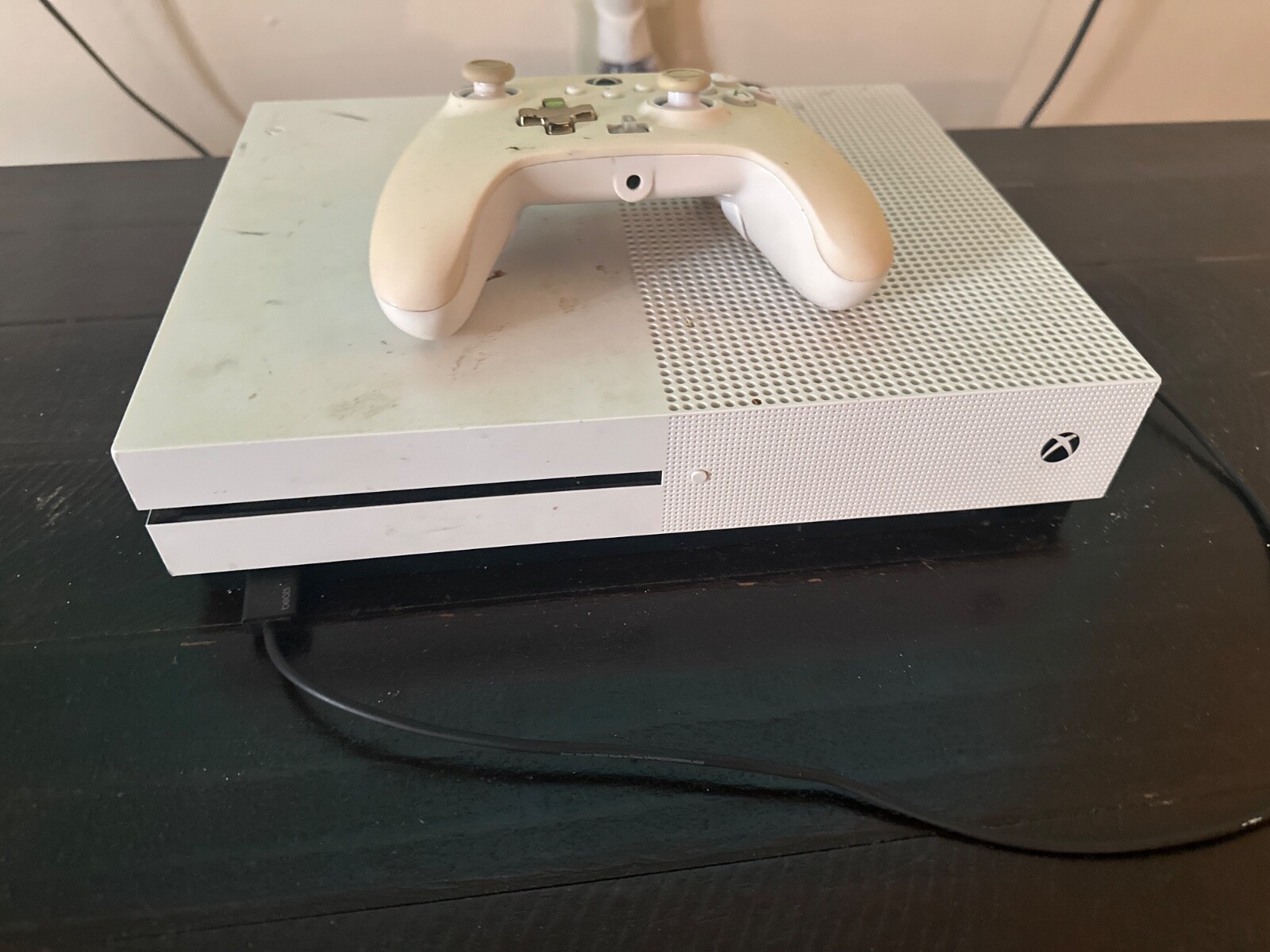 Xbox One S 1TB Console – White (XBS1TB)
