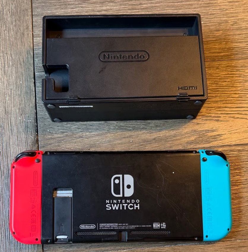 EUC! Nintendo Switch Bundle with stand, charger, BONUS extra controller.