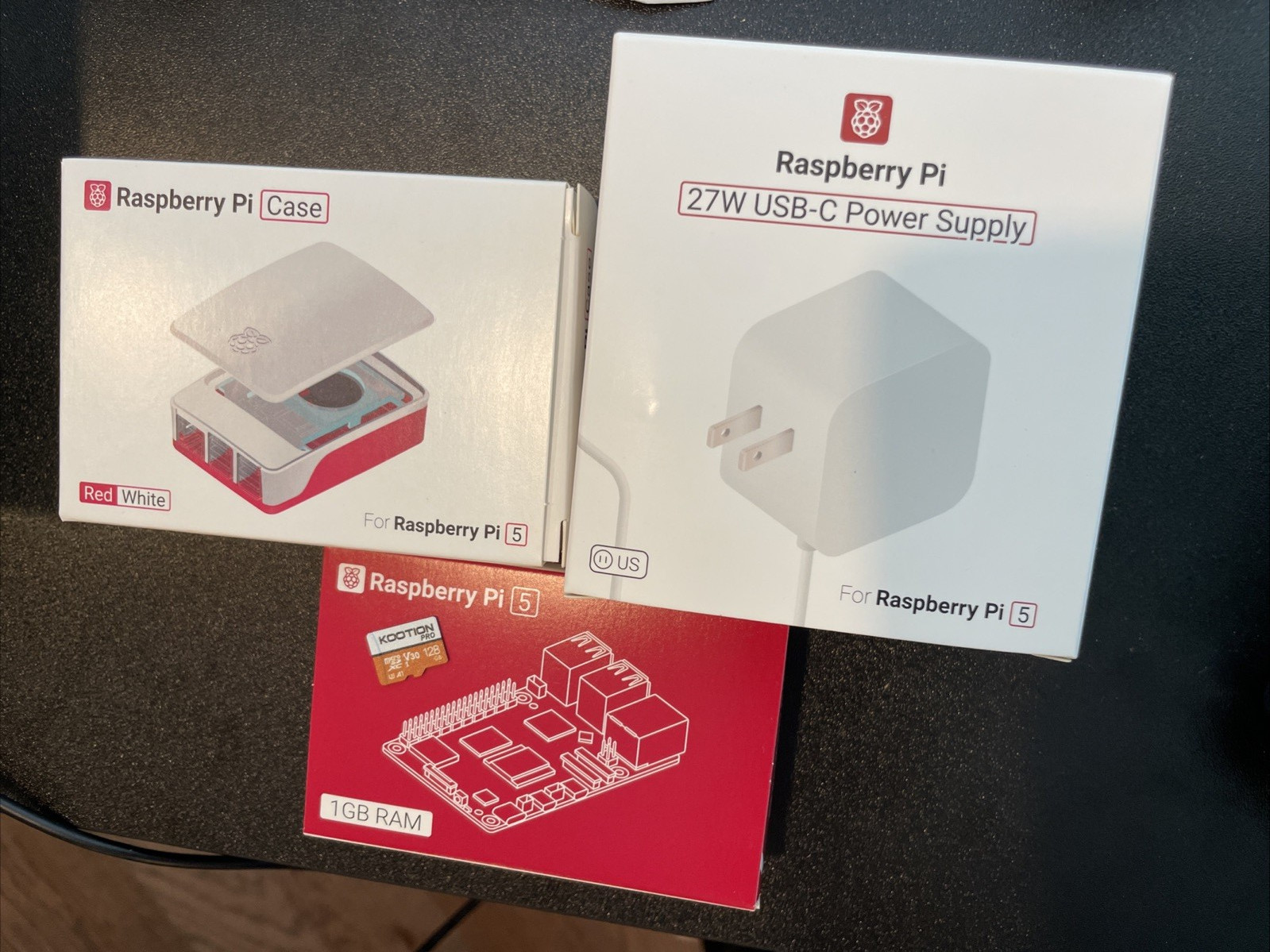 Raspberry Pi 5 Plug and Play Retro Gaming Console 128GB Loaded Dreamcast N64 PSX