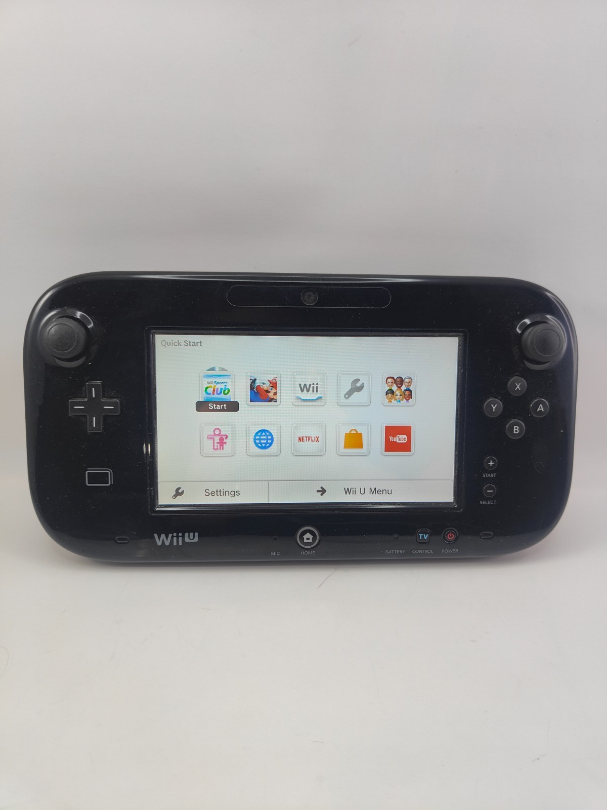 Nintendo WUP-010(USA) Black Wireless NFC 6.2″ Touchscreen Wii U GAMEPAD Bundle