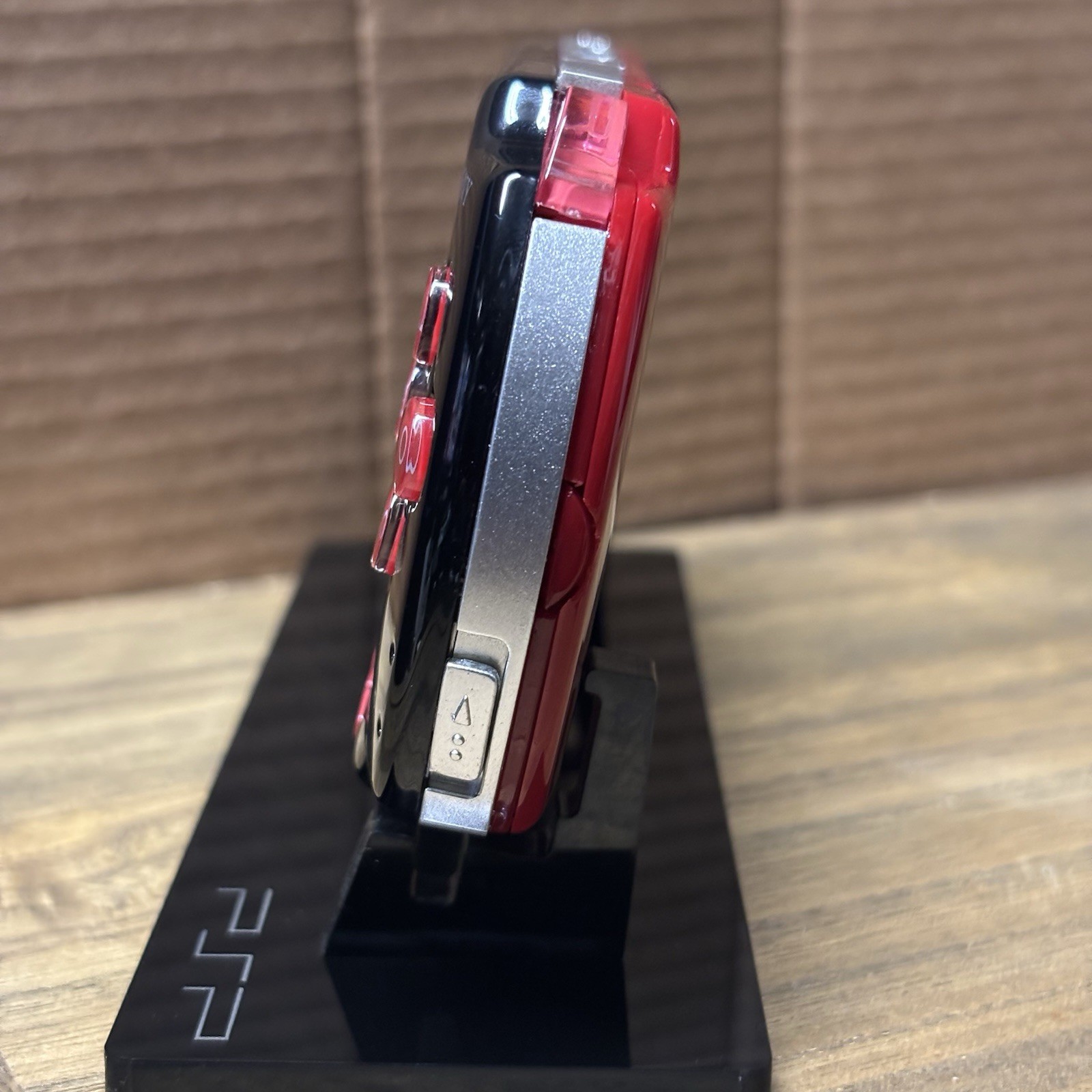 Custom Sony PSP 2000 (PlayStation Portable) – Black/ Red With Charger